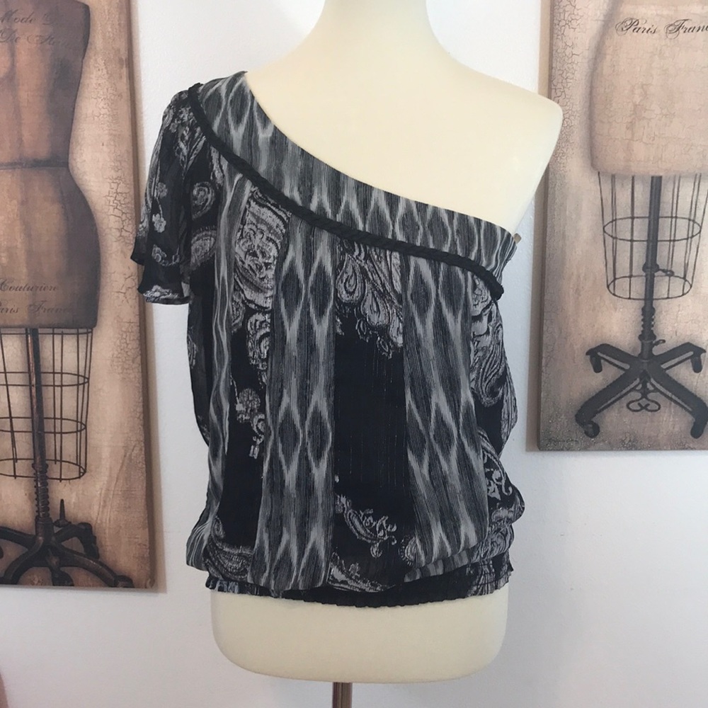 Black Dressy One Shoulder Shirt
